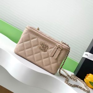 Chanel Long Vanity with chain