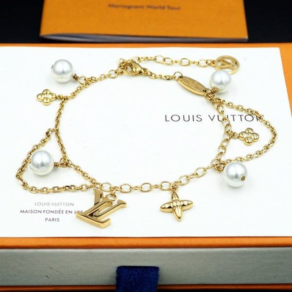 LOUIS VUITTON BLOOMING PEARLS BRACELET GOLD M1684A