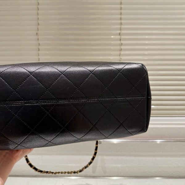CHANEL SHOPPING BAG GOLD TONE MENTAL BEIGE AND BLACK 36CM AS5657 B20827 U1536