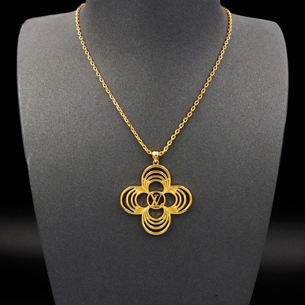 LOUIS VUITTON LV BREEZE PENDANT GOLD M02805