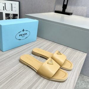 PRADA SAFFIANO PATENT LEATHER SLIDES BEIGE