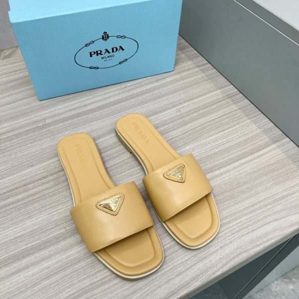 PRADA SAFFIANO PATENT LEATHER SLIDES BEIGE