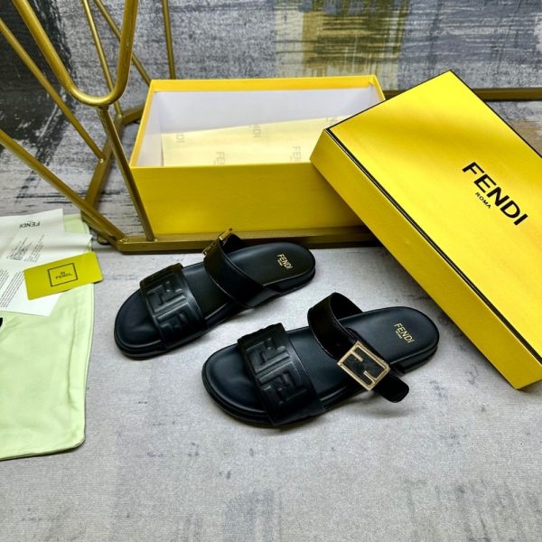 FENDI FEEL NAPPA LEATHER SLIDES BLACK 8X8710ABOHF0ABB