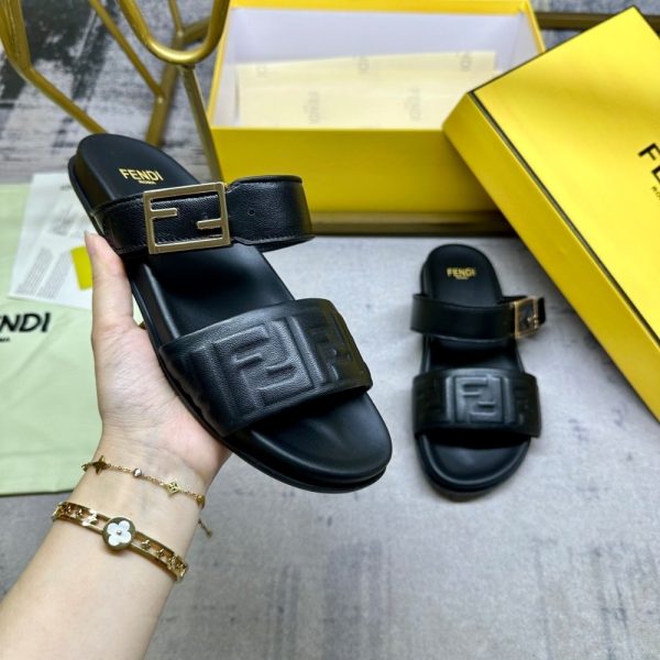 FENDI FEEL NAPPA LEATHER SLIDES BLACK 8X8710ABOHF0ABB