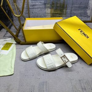 FENDI FEEL NAPPA LEATHER SLIDES WHITE 8X8710ABOHF1SVV