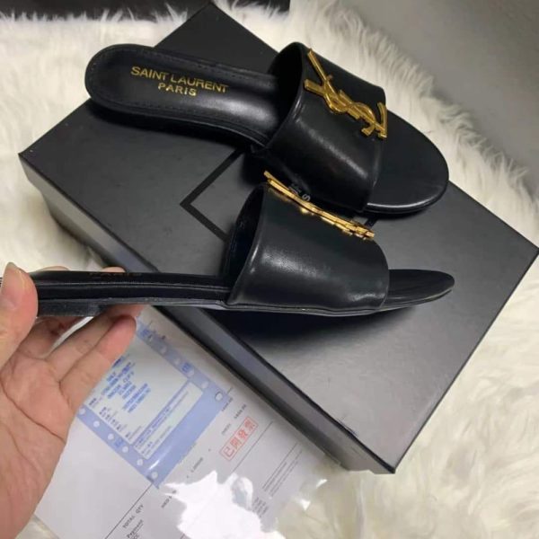 SUMMER SET: SAINT LAURENT ICARE MAXI SHOPPING BAG IN QUILTED BLACK  &  LOGO SLIPPERS BLACK