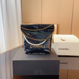 SUMMER SET: CHANEL 22 MINI HANDBAG CRYSTAL PEARLS BLACK & CC PEARL DROP EARRINGS