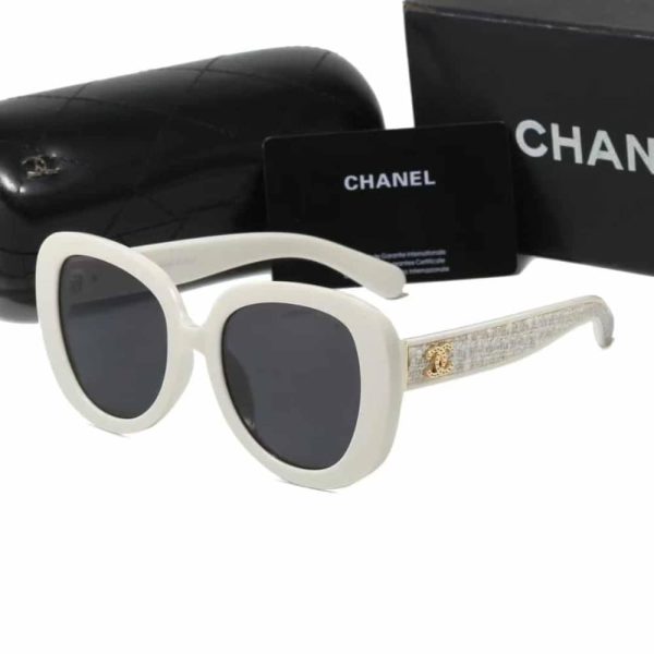 SUMMER SET: CHANEL CLASSIC DOUBLE FLAP BAG WHITE SILVER HARDWARE & SQUARE SUNGLASSES TWEED ACCENT IN WHITE