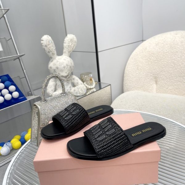 SUMMER SET: MIUMIU WOVEN FABRIC MINI BAG BLACK 22CM & RAFFIA EFFECT WOVEN FABRIC SLIDES BLACK