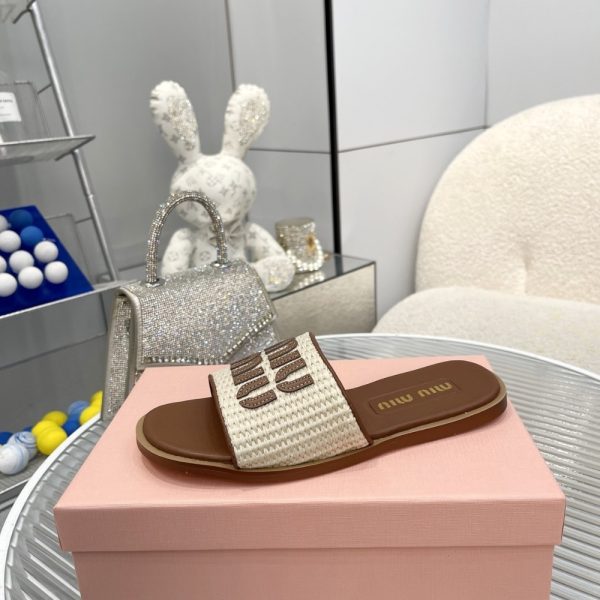SUMMER SET: MIUMIU WANDER WICKER HOBO BAG TAN AND CARAMEL 13CM & MIUMIU RAFFIA EFFECT WOVEN FABRIC SLIDES NATURAL
