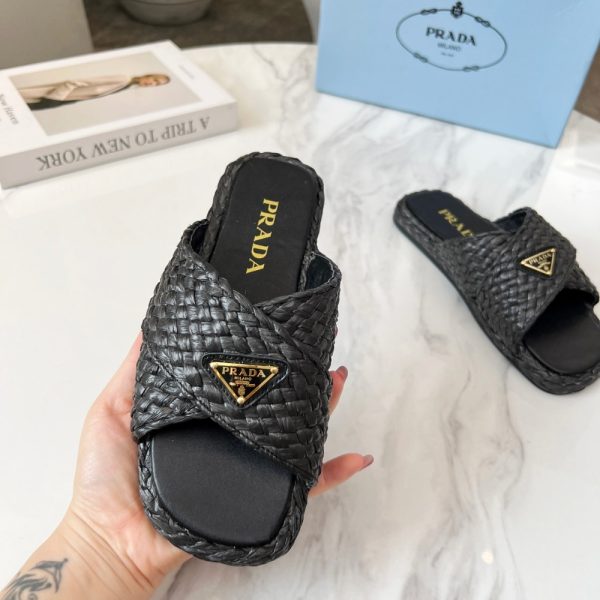 SUMMER SET: PRADA NATURAL RAFFIA LOGO TOTE BLACK 18CM & RAFFIA CRISSCROSS SLIDES BLACK