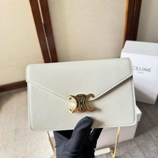 WALLET ON CHAIN MARGO in Shiny calfskin
