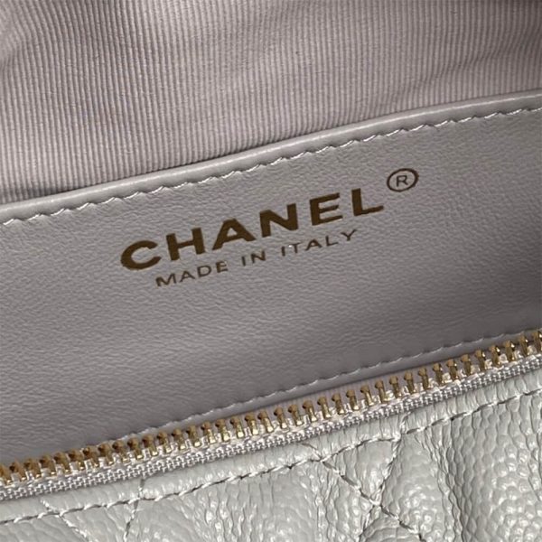 CHANEL Classic Hobo with Chain