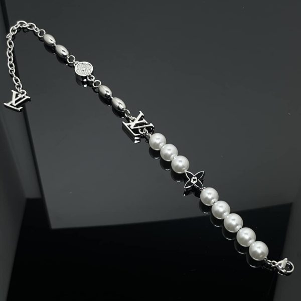 LOUIS VUITTON PEARLS FUSION BRACELET SILVER M1556A