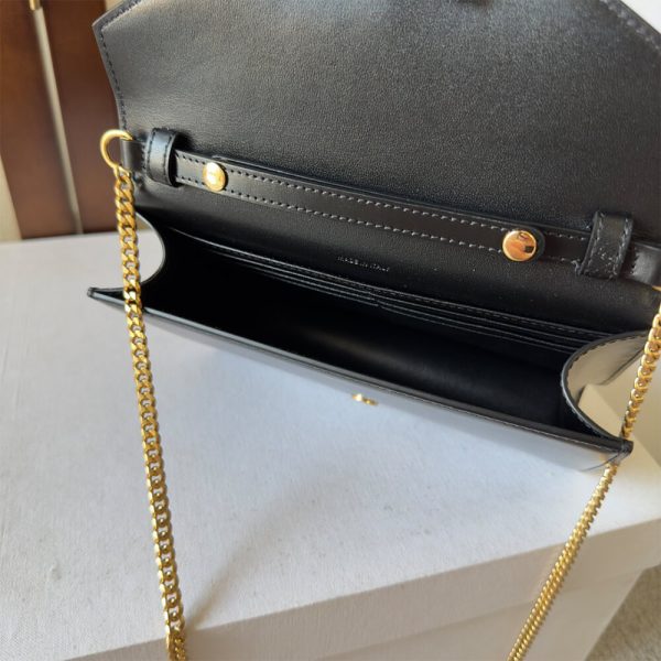 WALLET ON CHAIN MARGO in Shiny calfskin
