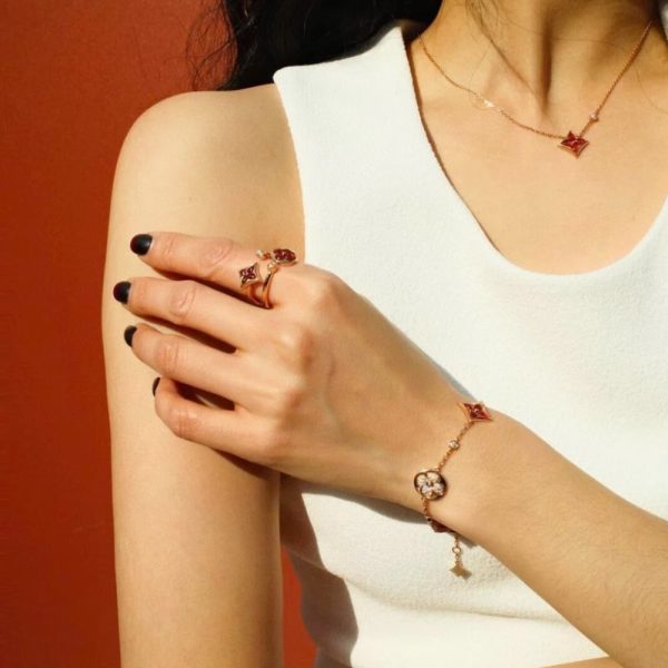 LOUIS VUITTON COLOR BLOSSOM BB MULTI-PATTERN BRACELET PINK GOLD QA5122