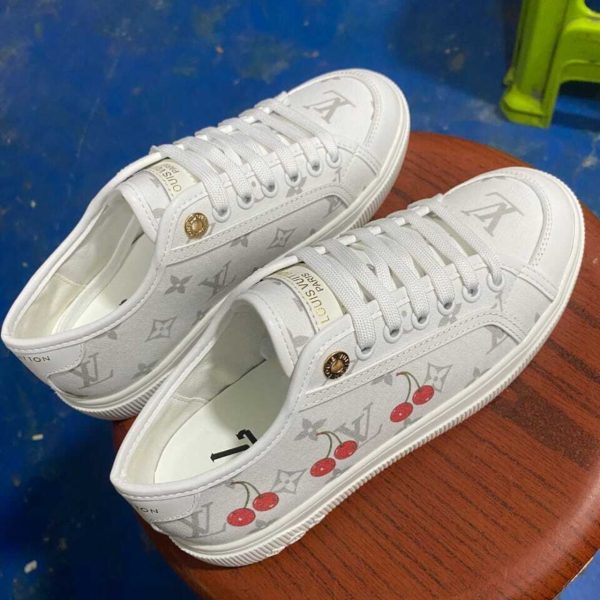 LOUIS VUITTON X TAKASHI MURAKAMI LV LAGOON SNEAKER WHITE 1AHKYO