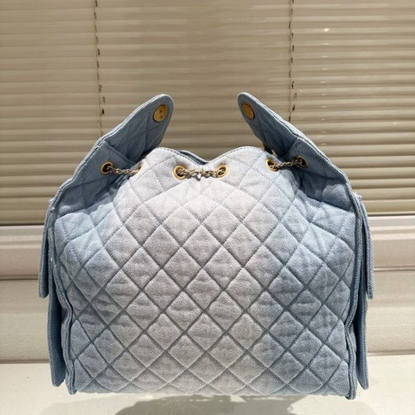 CHANEL 25 SMALL HANDBAG DENIM BLUE 35CM AS5293 B20603 U0475