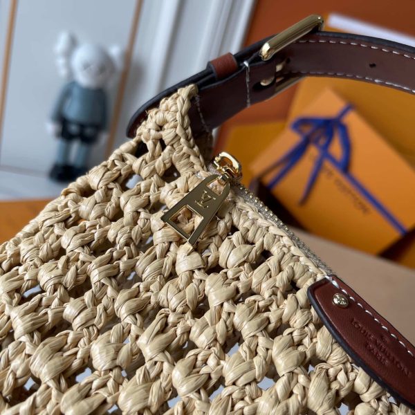 LOUIS VUITTON HILLS POCHETTE RAFFIA NATURAL TAN 18CM M14304