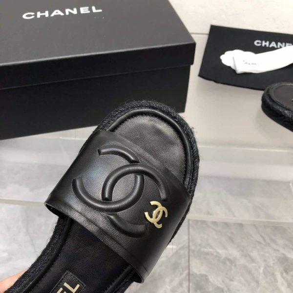 SUMMER SET: CHANEL BOLSA GRAND TOTE BLACK 33CM & SLIDE CC LOGO BLACK