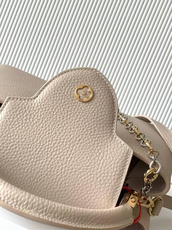 LV Capucines MM(HIGH-END GRADE)