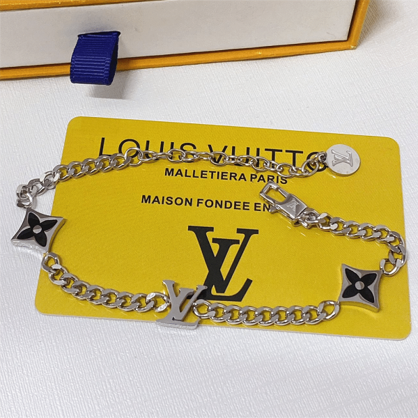 LOUIS VUITTON LV SPIKE BRACELET SILVER M1520A