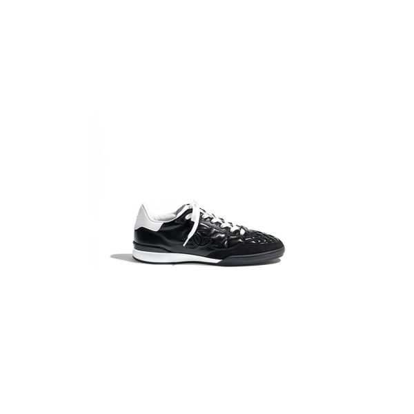 CHANEL Sneakers