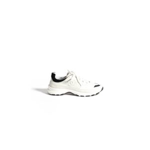 CHANEL Sneakers( Men + Women)