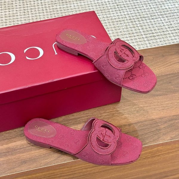 GUCCI WOMEN SLIDE SANDAL WITH INTERLOCKING G ROSSO ANCORA RED GG CANVAS ‎790447 9SF00 8549