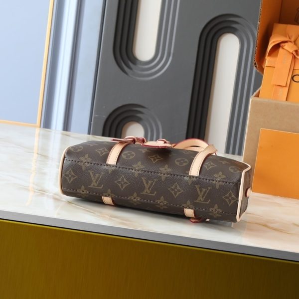 LOUIS VUITTON HANG ON BROWN 26CM M47031
