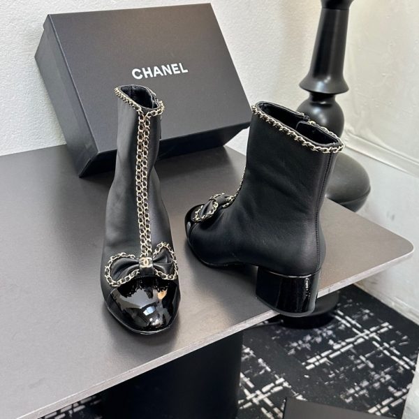 CHANEL RIBBON CHAIN BOOTS BLACK G45899 B17974 94305