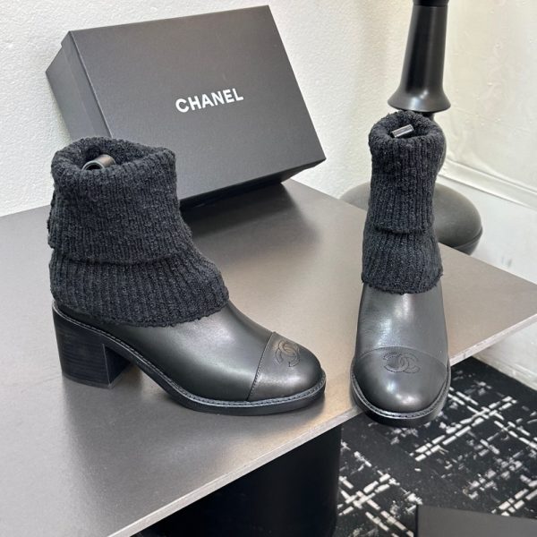 CHANEL LEATHER KNIT BOOTS BLACK