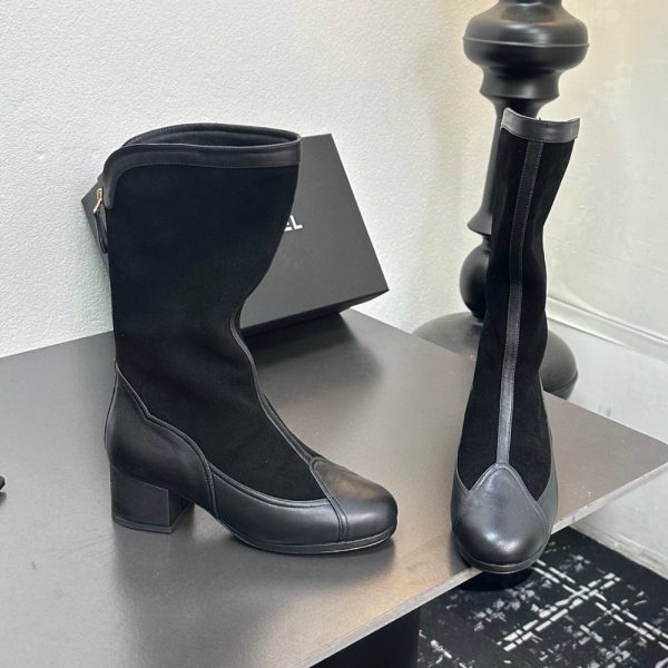 CHANEL MÉTIERS DART HIGH BOOTS BLACK G46591 B21102 94305