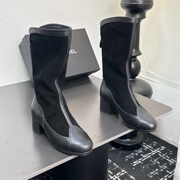 CHANEL MÉTIERS DART HIGH BOOTS BLACK G46591 B21102 94305