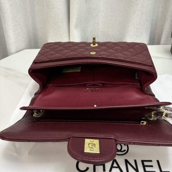 CHANEL MEDIUM CLASSIC DOUBLE FLAP BURGUNDY GOLD HARDWARE 25CM