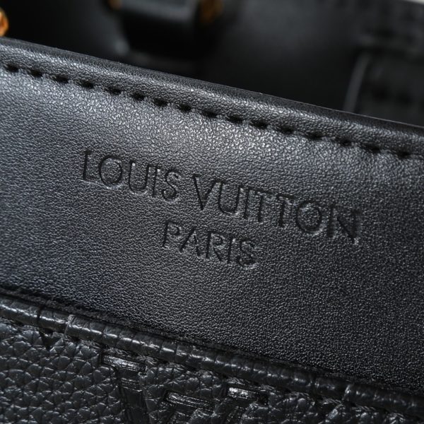 LOUIS VUITTON AVENUE MM BLACK 30CM M25575