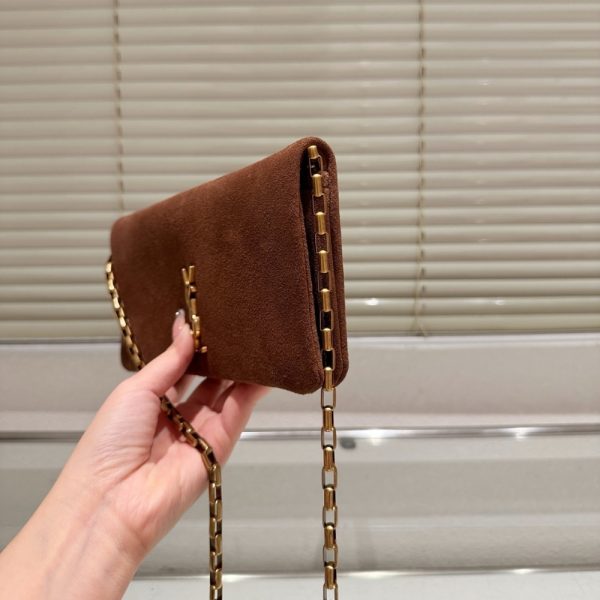 SAINT LAURENT REVERSIBLE KATE MEDIUM IN SUEDE BROWN 22CM 5538041S78W7761