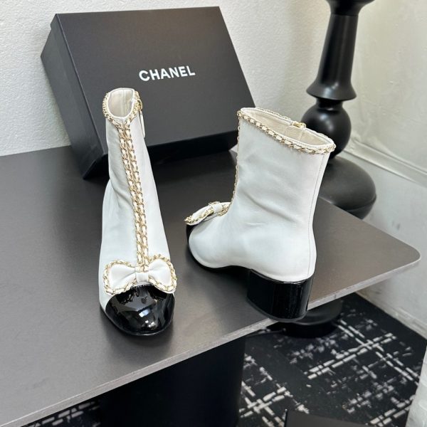 CHANEL RIBBON CHAIN BOOTS WHITE