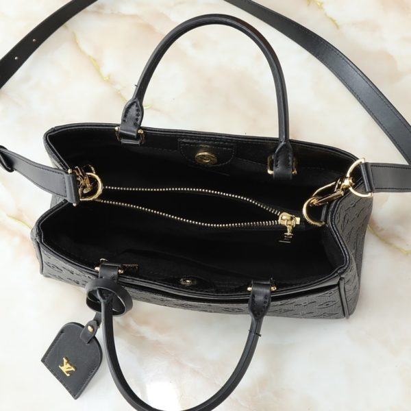 LOUIS VUITTON AVENUE MM BLACK 30CM M25575