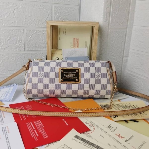 LOUIS VUITTON EVA CLUTCH IN DAMIER AZUR 25CM