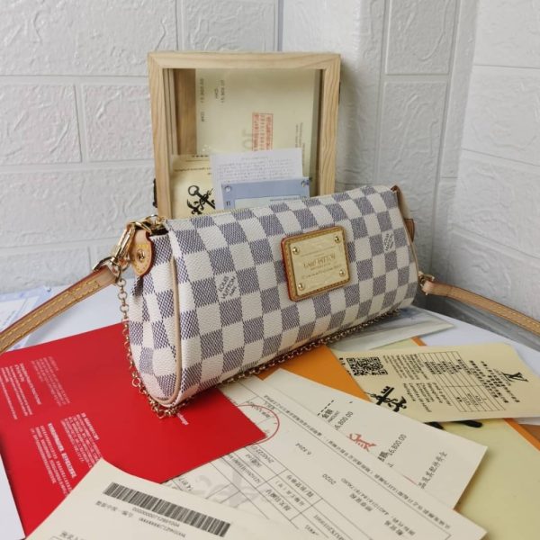 LOUIS VUITTON EVA CLUTCH IN DAMIER AZUR 25CM