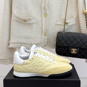 CHANEL Sneakers