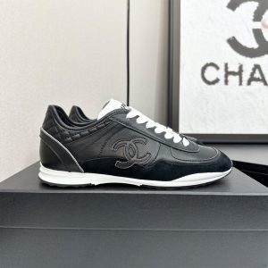 CHANEL Sneakers