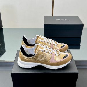 CHANEL Sneakers