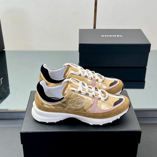 CHANEL Sneakers