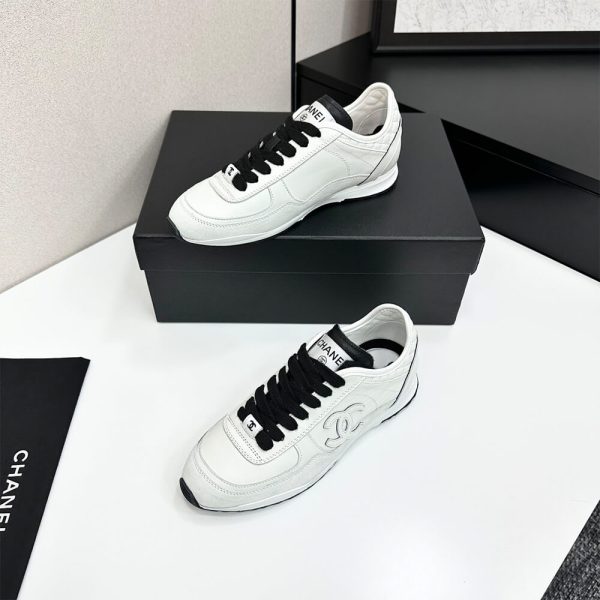 CHANEL Sneakers