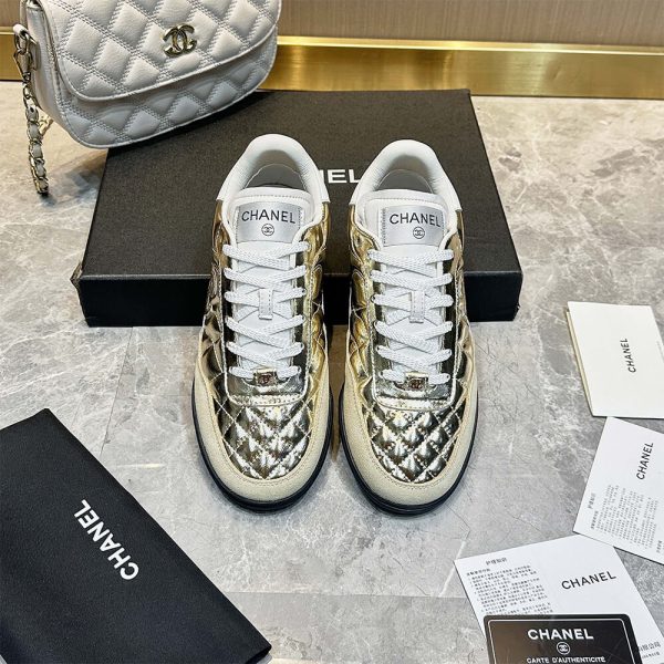 CHANEL Sneakers