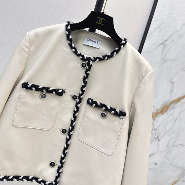 CHANEL WOMEN Genuine Leather COAT(size:S|M|L)