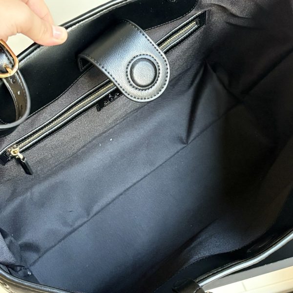 GUCCI GG EMBLEM LARGE TOTE BAG BLACK 37CM ‎847455 AAFDV 1000