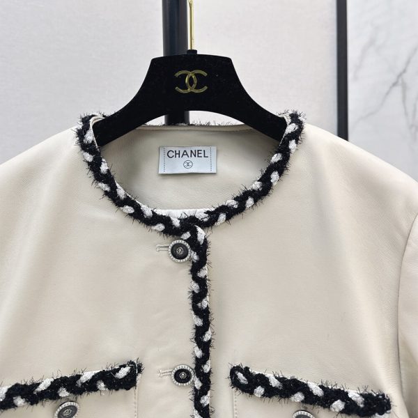 CHANEL WOMEN Genuine Leather COAT(size:S|M|L)